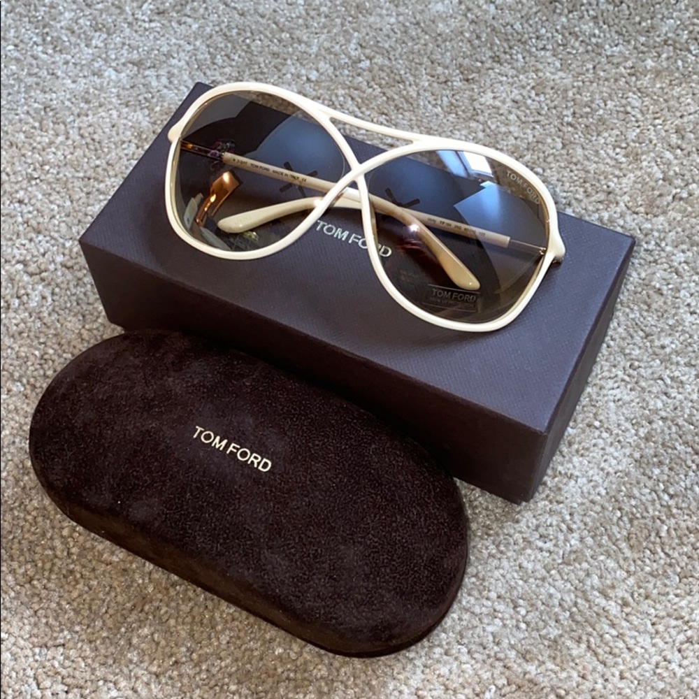 New Tom Ford VICKY Sunglasses